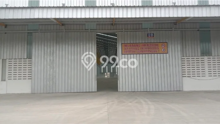 Unit Gudang Disewa Lokasi Tangerang, Tangerang Spesifikasi Luas Bangunan 3360m2 Unit Gudang Disewa Lokasi Tangerang, Tangerang Spesifikasi Luas Bangunan 3360m2