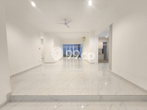 Lokasi terbaik! Rumah siap pakai dikontrakkan di Pondok Indah LB 240m2 Lokasi terbaik! Rumah siap pakai dikontrakkan di Pondok Indah LB 240m2