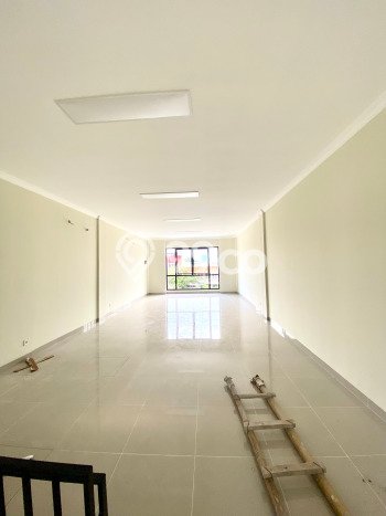 Ruko Dijual di Prime Area Tangerang Luas 220m2 Ruko Dijual di Prime Area Tangerang Luas 220m2