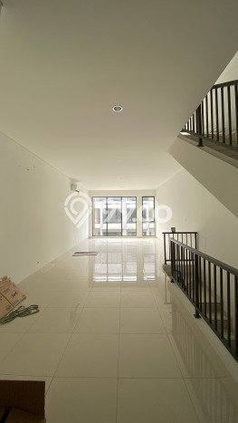 FOR RENT! Ruko di Gading Serpong Cocok untuk Bisnis 160m2 FOR RENT! Ruko di Gading Serpong Cocok untuk Bisnis 160m2