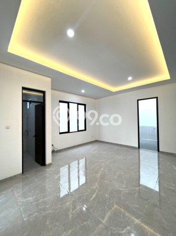Ready to Use! Luxury House LT 190m2 Desain Modern di Alam Sutera Ready to Use! Luxury House LT 190m2 Desain Modern di Alam Sutera