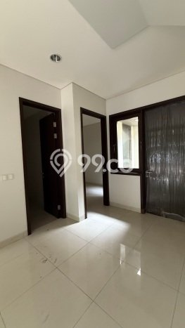FOR SALE Kost 5 Kamar, 4 Kamar Mandi di BSD, Tangerang Selatan, Luas 128m2 FOR SALE Kost 5 Kamar, 4 Kamar Mandi di BSD, Tangerang Selatan, Luas 128m2