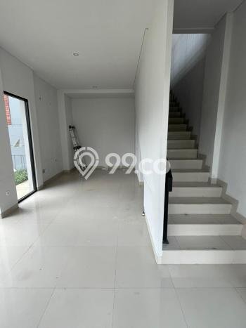 Ruko Disewakan di Area Ramai BSD, Tangerang Selatan Ruko Disewakan di Area Ramai BSD, Tangerang Selatan