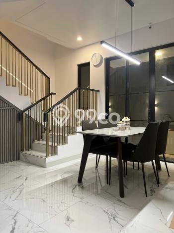 Jual Rumah Luas Elegan Dengan View Cantik di Jakarta Garden City, Jakarta Timur Jual Rumah Luas Elegan Dengan View Cantik di Jakarta Garden City, Jakarta Timur