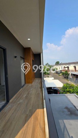Hunian Elit LB 428m2 Siap Huni Desain Elegan di BSD Green Wich, Tangerang Hunian Elit LB 428m2 Siap Huni Desain Elegan di BSD Green Wich, Tangerang