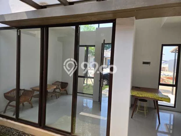 Disewakan Hunian Konsep Minimalis di BSD Tangerang Selatan dengan 2 KT Disewakan Hunian Konsep Minimalis di BSD Tangerang Selatan dengan 2 KT