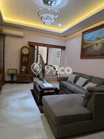 Hunian Mewah LB 435m2 Siap Huni Desain Elegan di BSD Taman Giri Loka, Tangerang Hunian Mewah LB 435m2 Siap Huni Desain Elegan di BSD Taman Giri Loka, Tangerang