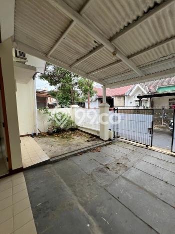 Rumah Luas Asri 2 KT Siap Huni di BSD Nusaloka Tangerang Rumah Luas Asri 2 KT Siap Huni di BSD Nusaloka Tangerang