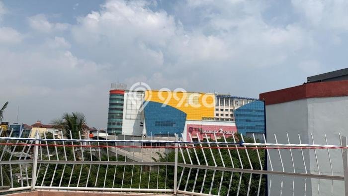 Ruko disewakan di Pademangan Jakarta Utara dengan luas bangunan 270m2 Ruko disewakan di Pademangan Jakarta Utara dengan luas bangunan 270m2