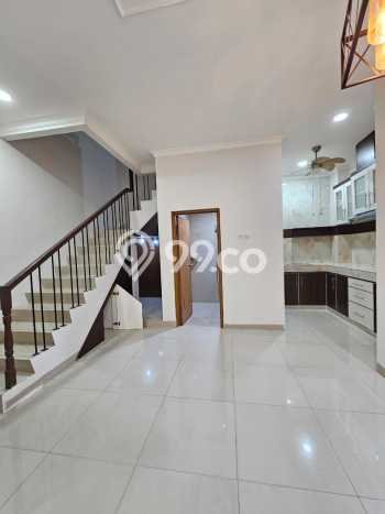 Jarang Ada! Rumah Sewa 3 Kamar Nyaman Siap Huni Sunter Jarang Ada! Rumah Sewa 3 Kamar Nyaman Siap Huni Sunter