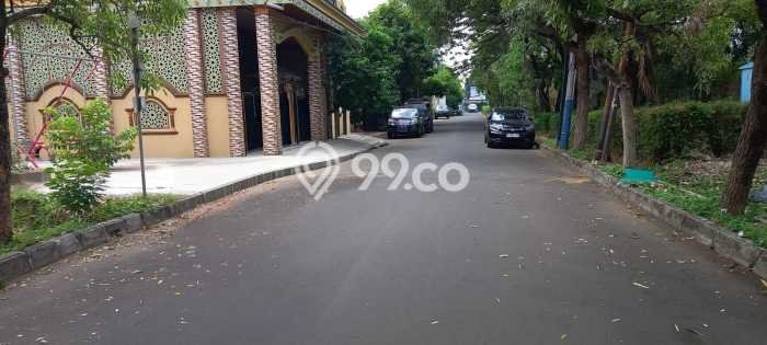 Tanah Dijual di Jakarta Timur Seluas 322m2 Strategis Tanah Dijual di Jakarta Timur Seluas 322m2 Strategis