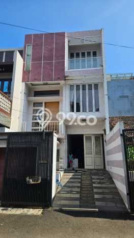 Rumah Bagus Siap Pakai Di Kelapa Gading Luas 210m2 Lokasi Strategis Rumah Bagus Siap Pakai Di Kelapa Gading Luas 210m2 Lokasi Strategis