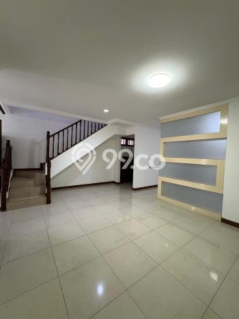 Jual Rumah Mewah Elegan Dengan View Cantik di Rawamangun, Jakarta Timur Jual Rumah Mewah Elegan Dengan View Cantik di Rawamangun, Jakarta Timur