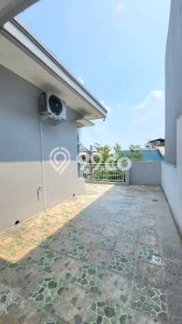 Rumah Luxury Modern Tanpa Renovasi di Bintaro Tangerang Selatan Rumah Luxury Modern Tanpa Renovasi di Bintaro Tangerang Selatan