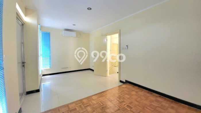 Rumah Luxury Modern Tanpa Renovasi di Bintaro Tangerang Selatan Rumah Luxury Modern Tanpa Renovasi di Bintaro Tangerang Selatan