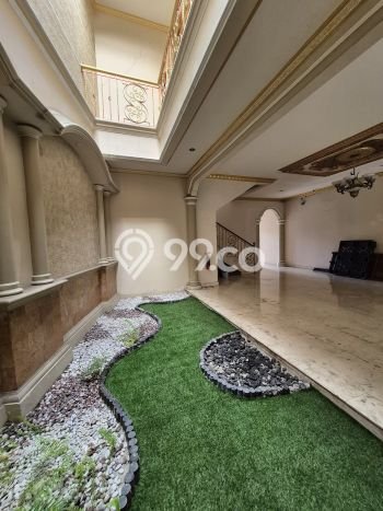 Rumah Mewah LB 600m2 Siap Huni Desain Elegan di Bintaro, Jakarta Selatan Rumah Mewah LB 600m2 Siap Huni Desain Elegan di Bintaro, Jakarta Selatan