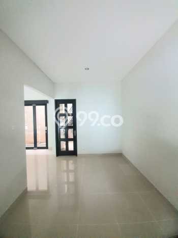 Ready to Use! Luxury House LT 144m2 Desain Elegan di Bintaro Ready to Use! Luxury House LT 144m2 Desain Elegan di Bintaro