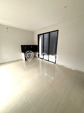 Disewakan! Rumah 2 Kamar Tidur &
3 Kamar Mandi di Bintaro, Tangerang Selatan Disewakan! Rumah 2 Kamar Tidur &
3 Kamar Mandi di Bintaro, Tangerang Selatan