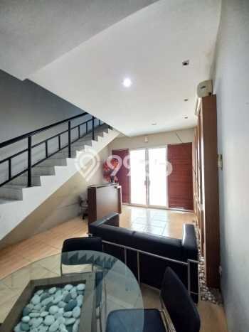 Ruko Dijual di Tangerang Selatan LT 32m2 & LB 64m2 Lokasi Terbaik! Ruko Dijual di Tangerang Selatan LT 32m2 & LB 64m2 Lokasi Terbaik!