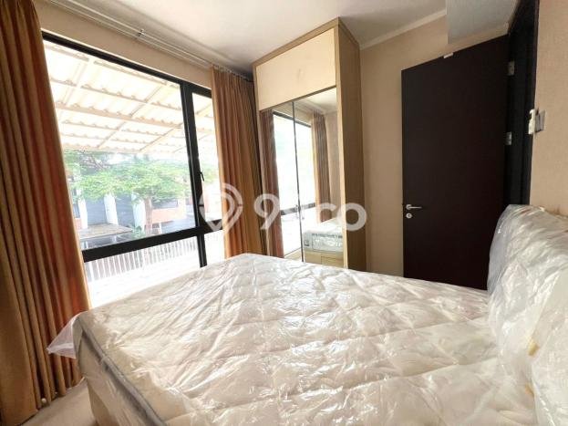 Jual Rumah Luas Megah Dengan View Eksklusif di Bintaro, Tangerang Selatan Jual Rumah Luas Megah Dengan View Eksklusif di Bintaro, Tangerang Selatan