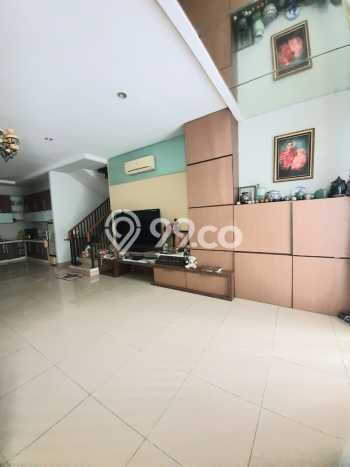 Rumah Luxury Modern Siap Huni di Bintaro Tangerang Selatan Rumah Luxury Modern Siap Huni di Bintaro Tangerang Selatan