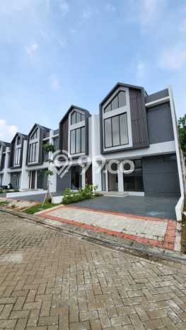 Jarang Ada! Rumah Sewa 3 Kamar Nyaman Siap Huni Bintaro Jarang Ada! Rumah Sewa 3 Kamar Nyaman Siap Huni Bintaro