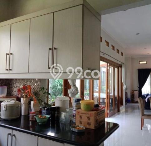 Hunian Mewah LB 225m2 Siap Pakai Desain Elegan di Bintaro, Tangerang Selatan Hunian Mewah LB 225m2 Siap Pakai Desain Elegan di Bintaro, Tangerang Selatan