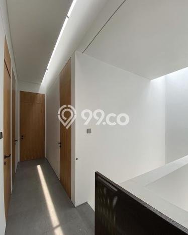 Rumah Elit Modern Tanpa Renovasi di Bintaro Tangerang Selatan Rumah Elit Modern Tanpa Renovasi di Bintaro Tangerang Selatan