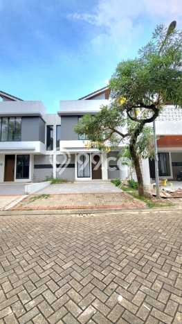 Jual Rumah Mewah Elegan Dengan View Cantik di Bintaro, Tangerang Selatan Jual Rumah Mewah Elegan Dengan View Cantik di Bintaro, Tangerang Selatan