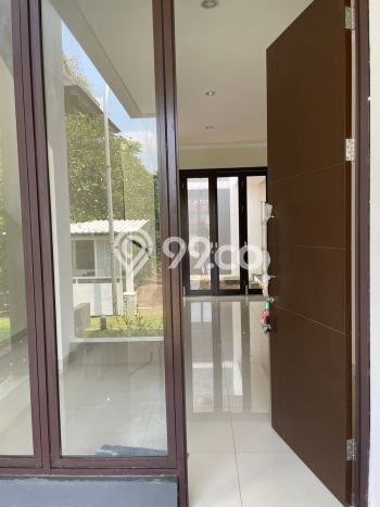 Rumah area , Dekat Stasiun, 4 KT, LT 144m2m² LB 161m2m² Rumah area , Dekat Stasiun, 4 KT, LT 144m2m² LB 161m2m²