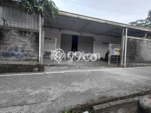 HARGA SPESIAL! Gudang Kawasan Ungaran, Luas 600m², Jalan Utama HARGA SPESIAL! Gudang Kawasan Ungaran, Luas 600m², Jalan Utama