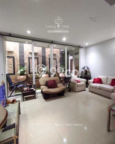 Dijual Hunian Rumah Terawat 4 KT di Sektor 2 - Bintaro, Jakarta Selatan Dijual Hunian Rumah Terawat 4 KT di Sektor 2 - Bintaro, Jakarta Selatan