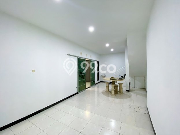 Jual Rumah Mewah Megah Dengan View Eksklusif di Sektor 9-Bintaro, Tangerang Selatan Jual Rumah Mewah Megah Dengan View Eksklusif di Sektor 9-Bintaro, Tangerang Selatan
