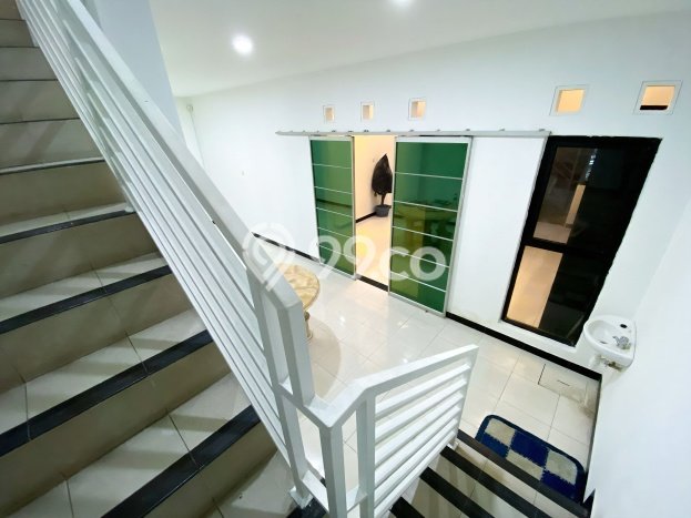 Jual Rumah Mewah Megah Dengan View Eksklusif di Sektor 9-Bintaro, Tangerang Selatan Jual Rumah Mewah Megah Dengan View Eksklusif di Sektor 9-Bintaro, Tangerang Selatan