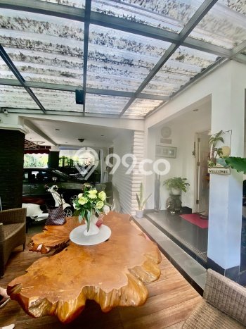 Rumah Mewah LB 200m2 Siap Huni Desain Elegan di Sektor 9-Bintaro, Tangerang Selatan Rumah Mewah LB 200m2 Siap Huni Desain Elegan di Sektor 9-Bintaro, Tangerang Selatan