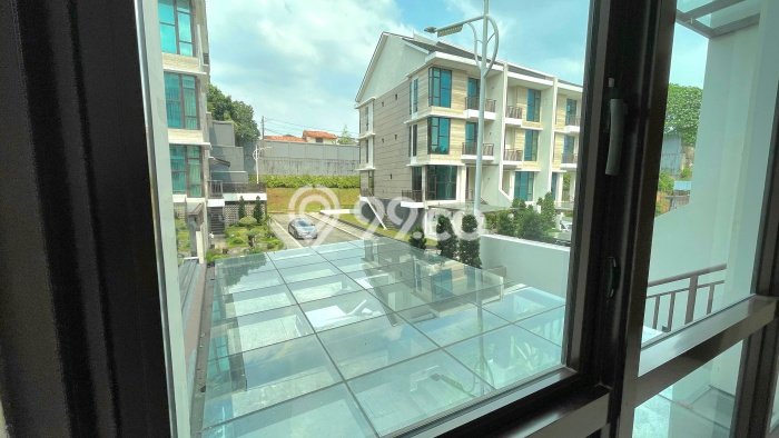 Rumah Mewah LB 373m2 Siap Huni Desain Elegan di Pondok Indah, Jakarta Selatan Rumah Mewah LB 373m2 Siap Huni Desain Elegan di Pondok Indah, Jakarta Selatan