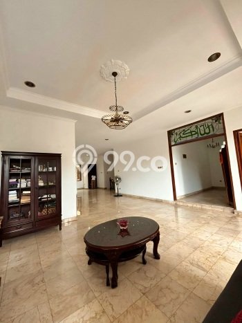 For Sale! Luxury House LT 250m2 Desain Modern di Pondok Indah For Sale! Luxury House LT 250m2 Desain Modern di Pondok Indah