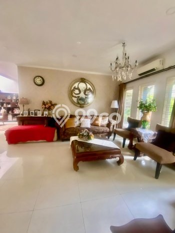 Rumah Mewah LB 200m2 Siap Huni Desain Elegan di Sektor 9-Bintaro, Tangerang Selatan Rumah Mewah LB 200m2 Siap Huni Desain Elegan di Sektor 9-Bintaro, Tangerang Selatan
