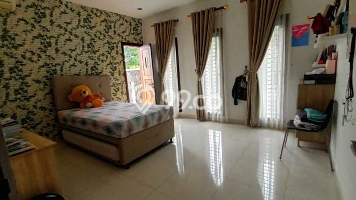 For Sale! Luxury House LT 487m2 Desain Elegan di Sektor 1 - Bintaro For Sale! Luxury House LT 487m2 Desain Elegan di Sektor 1 - Bintaro