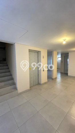 Rumah Mewah LB 373m2 Siap Huni Desain Elegan di Pondok Indah, Jakarta Selatan Rumah Mewah LB 373m2 Siap Huni Desain Elegan di Pondok Indah, Jakarta Selatan