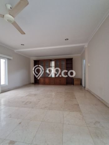 SPECIAL OFFER! Rumah di Bintaro, 5 KM, Lingkungan Asri, LT 300m² Bangunan 350m² SPECIAL OFFER! Rumah di Bintaro, 5 KM, Lingkungan Asri, LT 300m² Bangunan 350m²