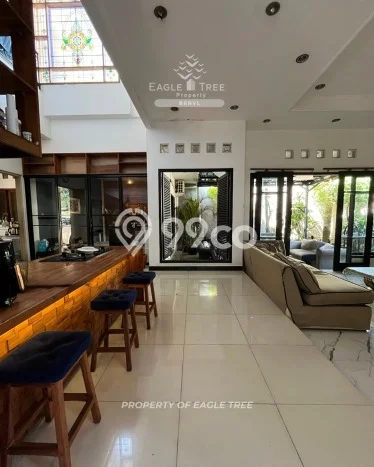 Jual Rumah Luas Elegan Dengan View Eksklusif di Pondok Ranji, Tangerang Selatan Jual Rumah Luas Elegan Dengan View Eksklusif di Pondok Ranji, Tangerang Selatan