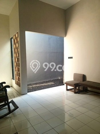 Lokasi strategis! Rumah siap pakai dikontrakkan di Pondok Aren LB 130m2 Lokasi strategis! Rumah siap pakai dikontrakkan di Pondok Aren LB 130m2