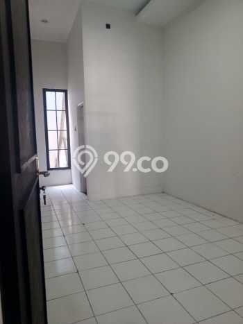 Lokasi strategis! Rumah siap pakai dikontrakkan di Pondok Aren LB 130m2 Lokasi strategis! Rumah siap pakai dikontrakkan di Pondok Aren LB 130m2
