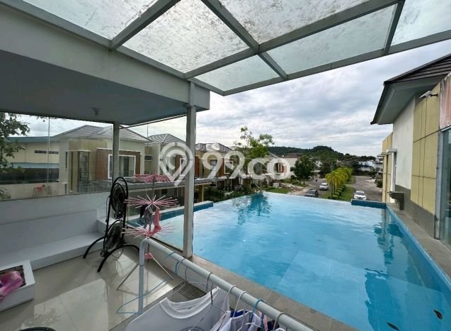 Rumah Mewah Siap Huni LT 304m2 di Batam Kota, Batam Rumah Mewah Siap Huni LT 304m2 di Batam Kota, Batam