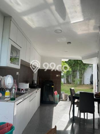 HUNIAN PILIHAN! Rumah di Batam Kota, Luas 517m2m² LB 350m2m² HUNIAN PILIHAN! Rumah di Batam Kota, Luas 517m2m² LB 350m2m²