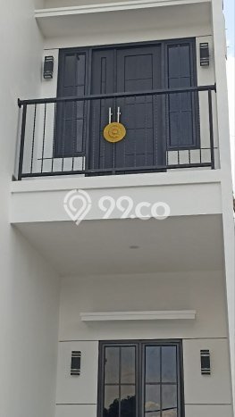 Dijual Cepat Rumah Bagus Siap Huni LB 52m2 di Pasar Rebo, Jakarta Timur Dijual Cepat Rumah Bagus Siap Huni LB 52m2 di Pasar Rebo, Jakarta Timur