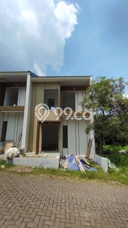 For Sale Rumah 2 Kamar Lokasi Ideal Bagus dan Strategis di Pamulang For Sale Rumah 2 Kamar Lokasi Ideal Bagus dan Strategis di Pamulang