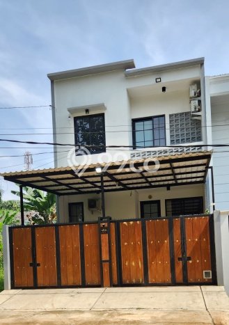 Rumah Strategis Modern Lb 144m2 di Setu, Tangerang Selatan Rumah Strategis Modern Lb 144m2 di Setu, Tangerang Selatan