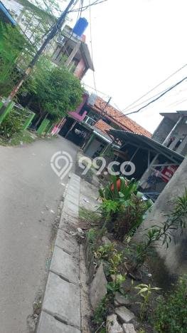 Rumah Kost untuk Dijual di Pondok Aren dengan 22 KT, 6 KM, Luas 250m2 Rumah Kost untuk Dijual di Pondok Aren dengan 22 KT, 6 KM, Luas 250m2